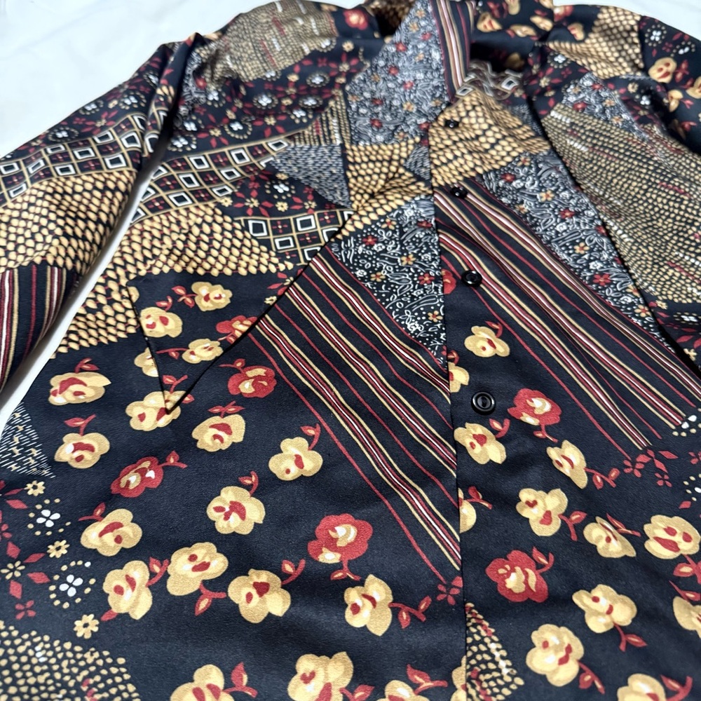 Vintage 70s Patchwork Print Button Front Shirt Fl… - image 2